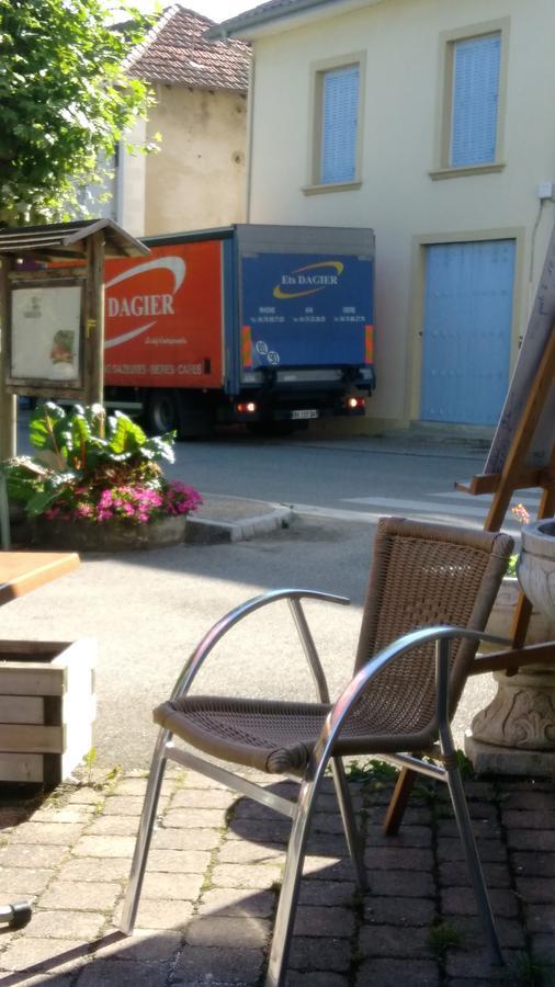 Hotel Le Pic Boeuf Manthes Exterior foto